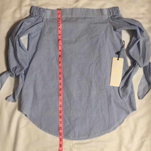 IRIS Blue Stripe Off The Shoulder Top  NWT - Picture 6 of 9